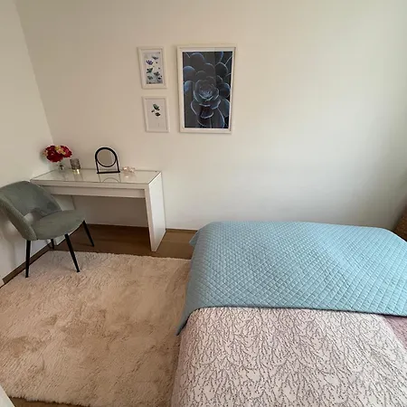Luxury Res - With Parking Apartment